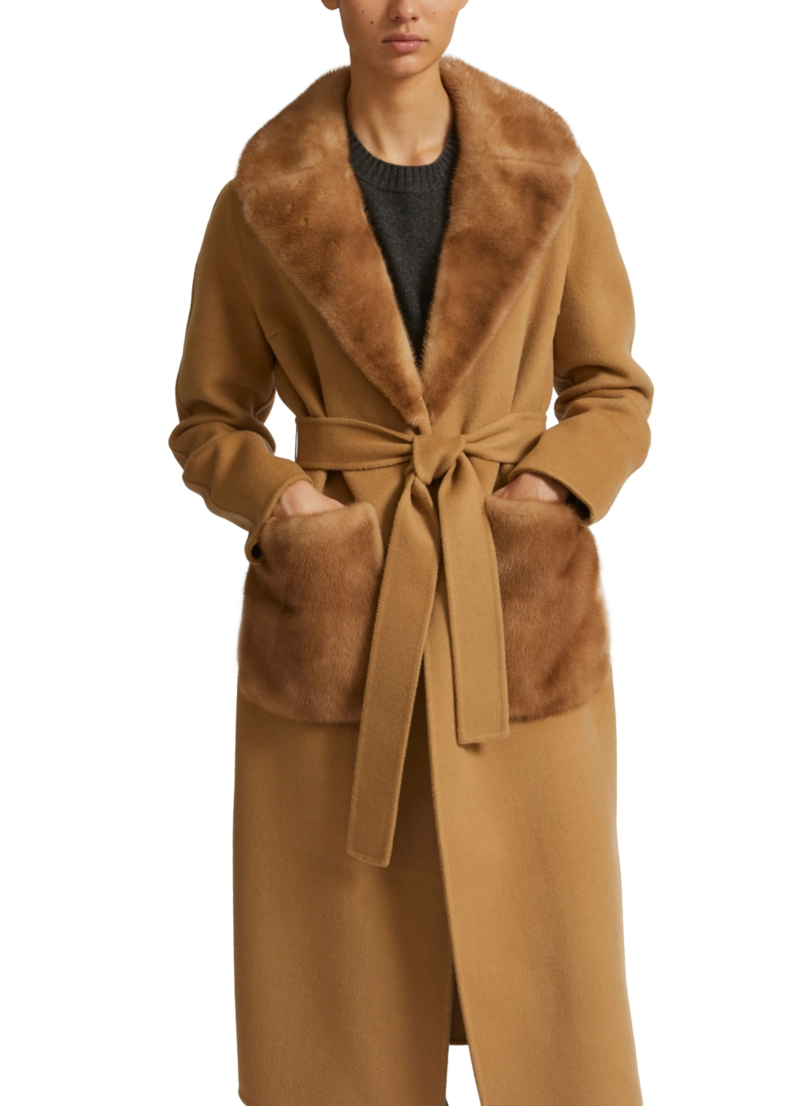 Belted coat in cashmere wool with mink fur collar and over-pockets