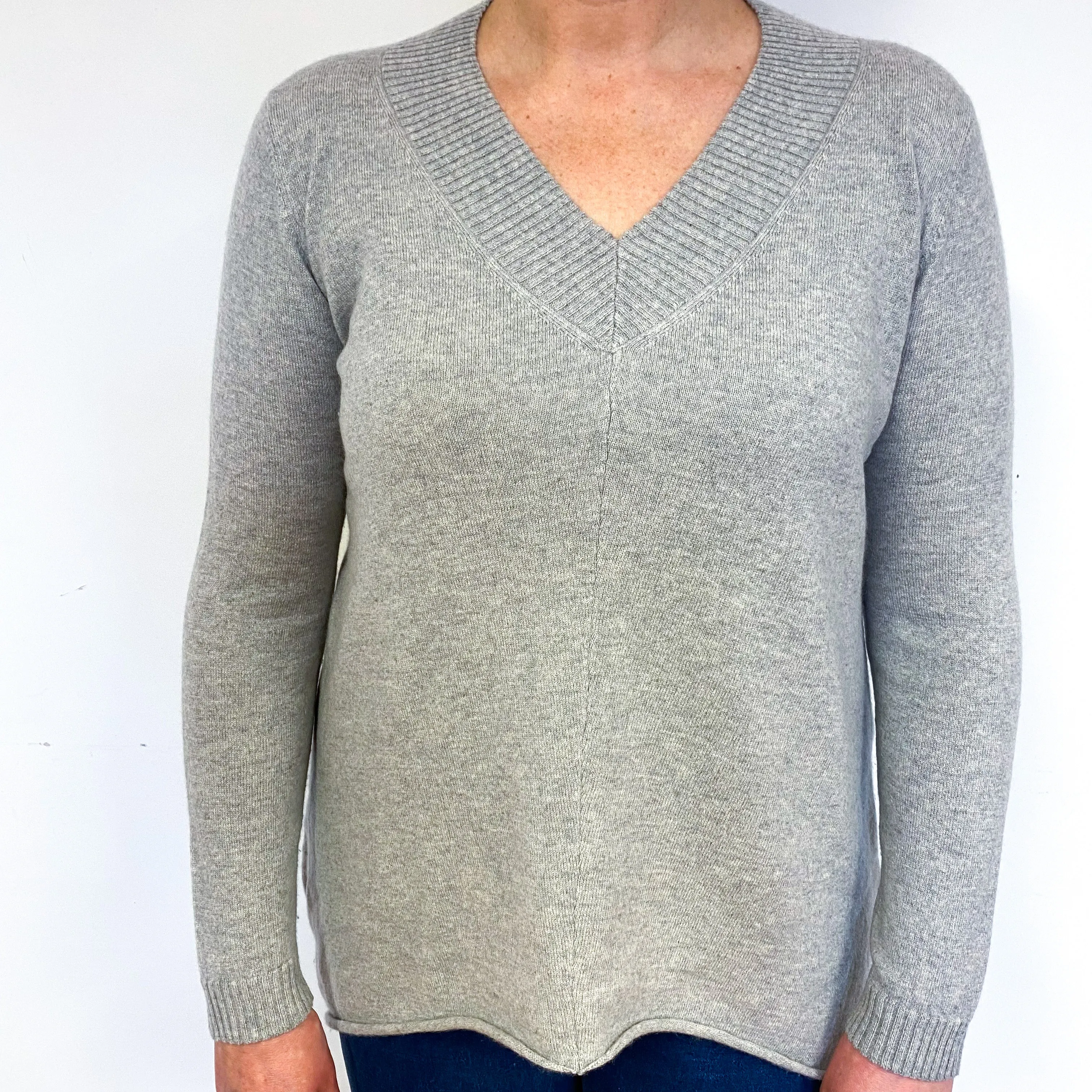 Cocoa Cashmere Grey Cashmere V-Neck Jumper Large