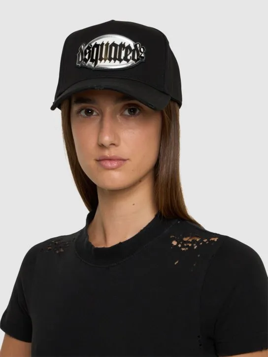 Dsquared2   Gothic Dsquared2 baseball cap 