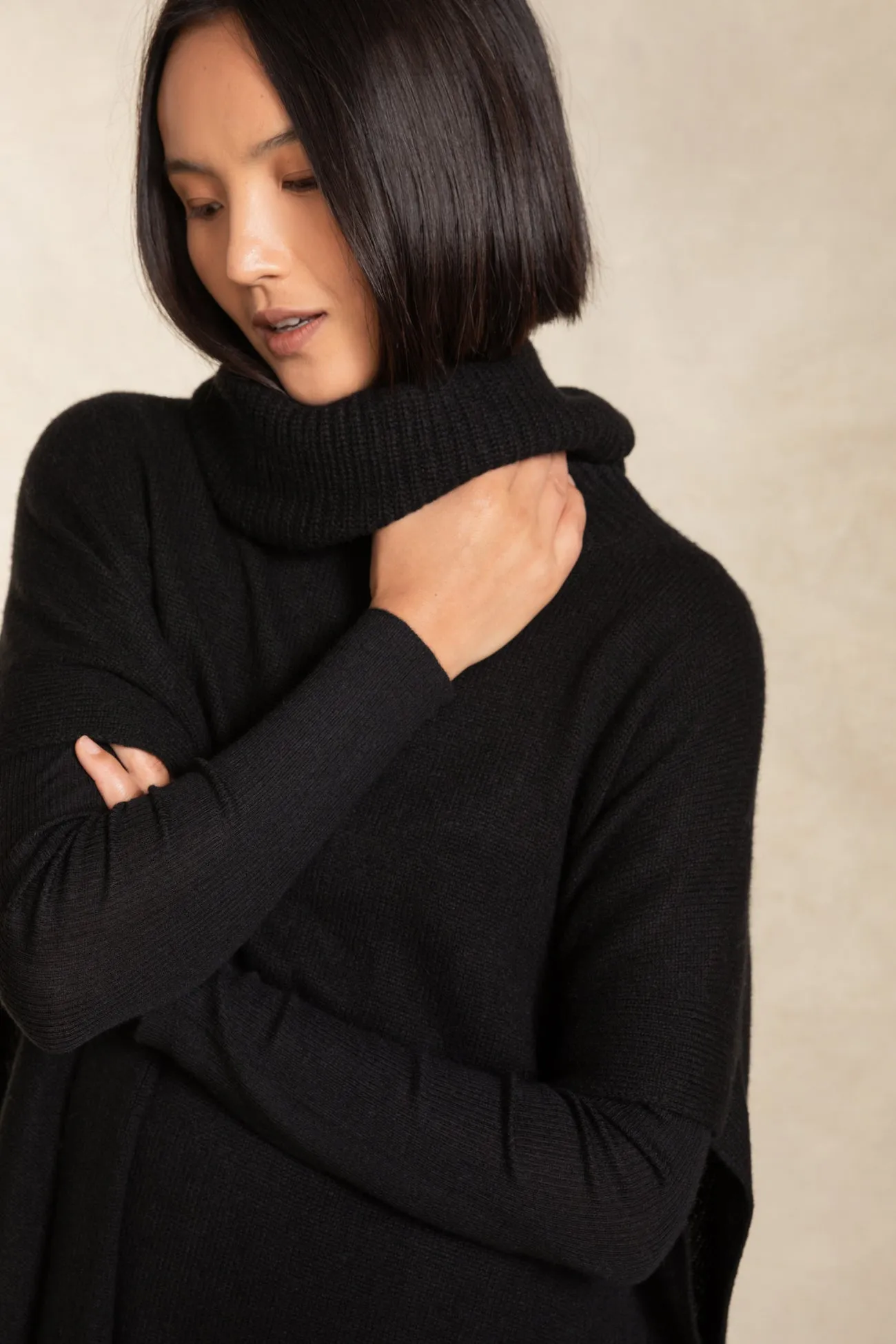 KENZIE TURTLENECK CASHMERE PONCHO