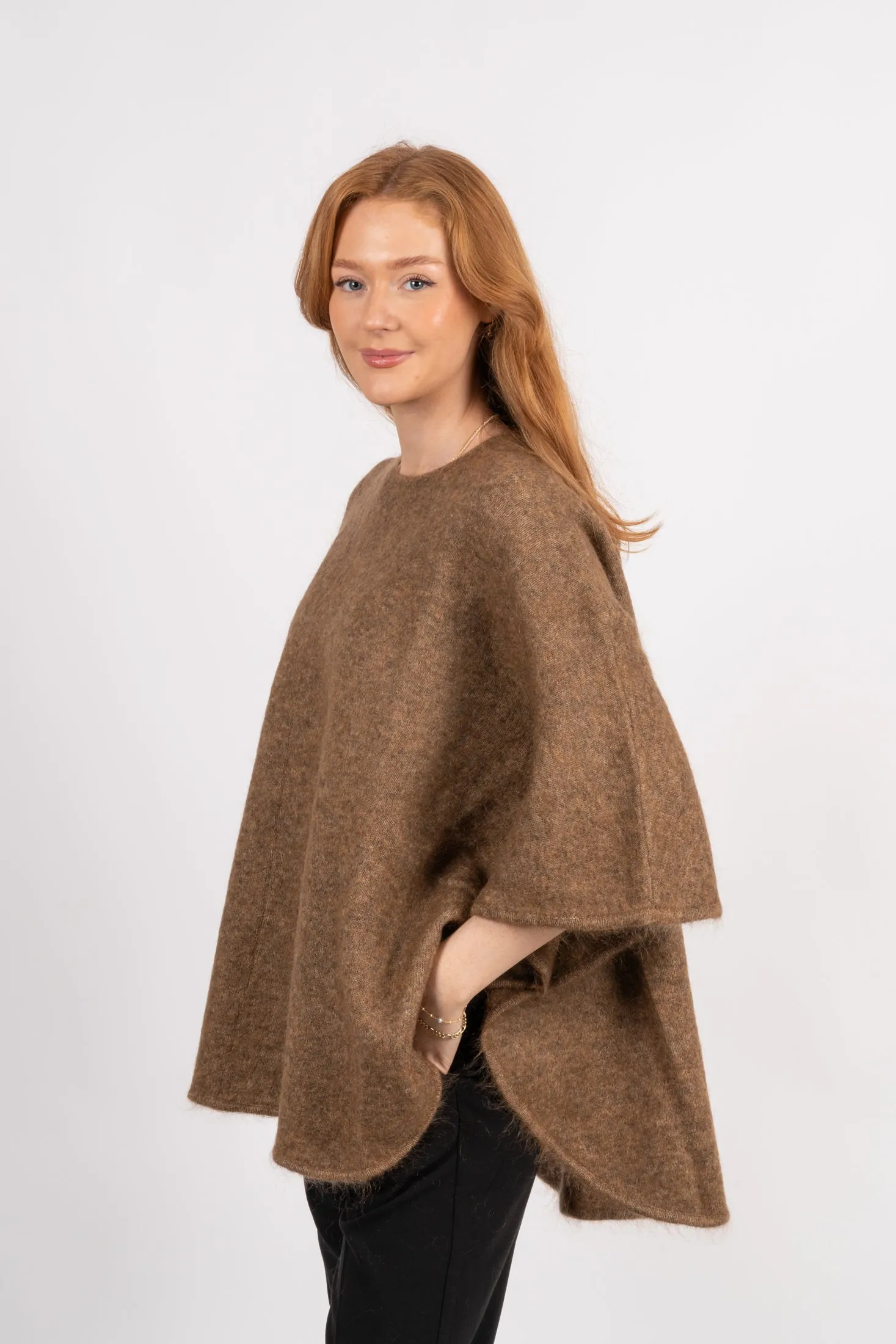 Mohair Demi Curvy Poncho - Light Brown