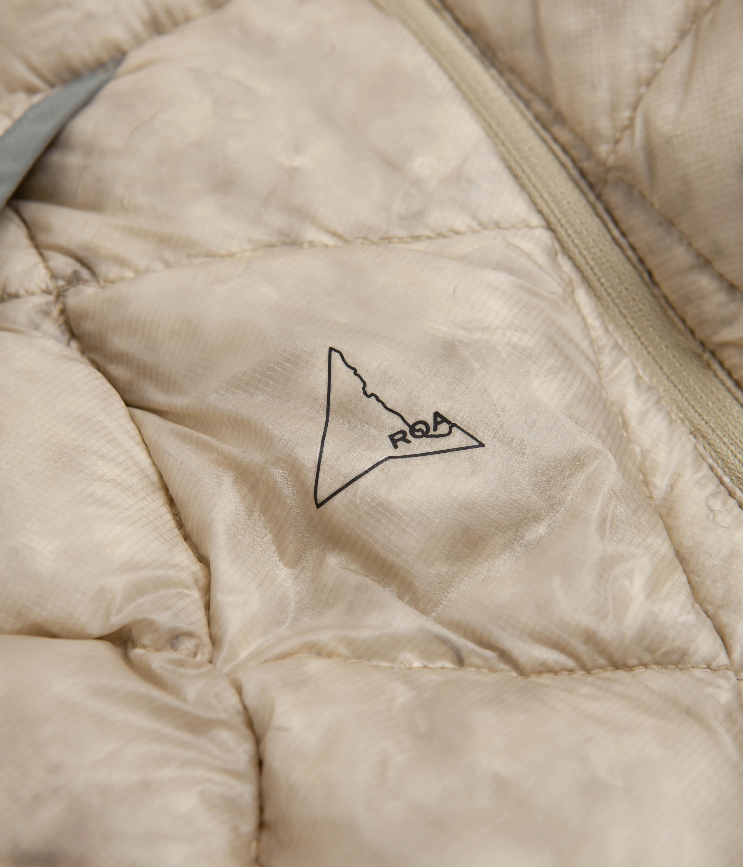 ROA Light Down Jacket - Oatmeal