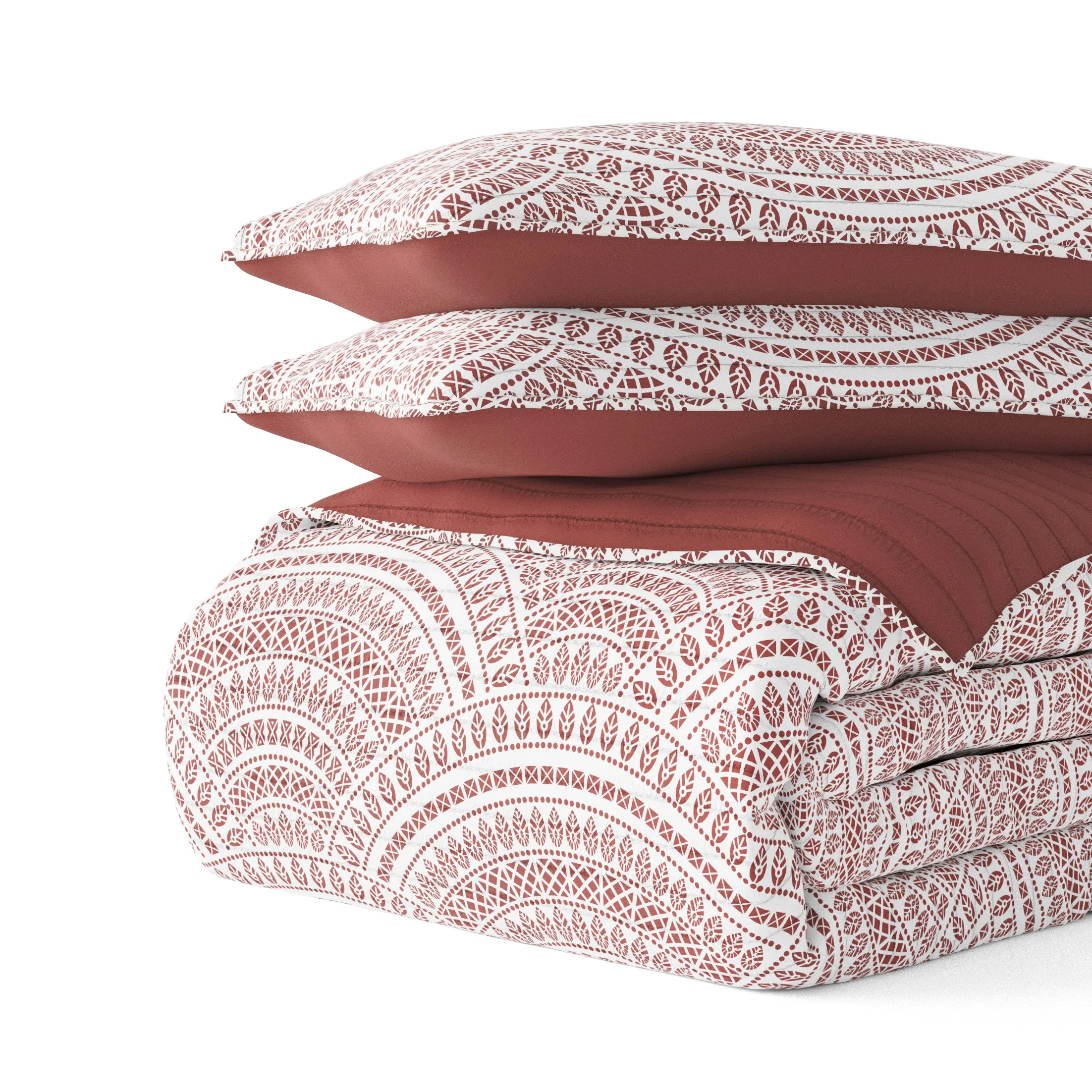 Scallop Reversible Quilted Coverlet Set