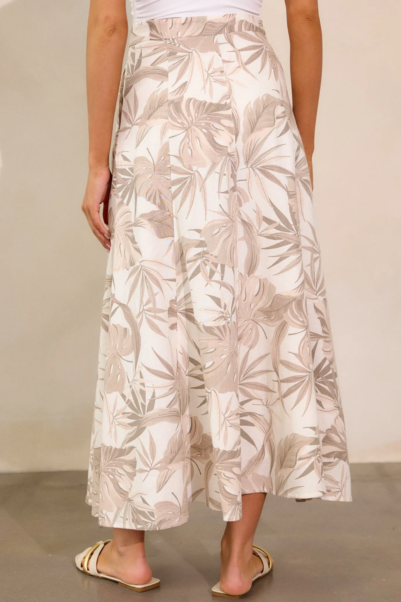 Wave Of Elegance Sandstone Tropical Print Maxi Skirt